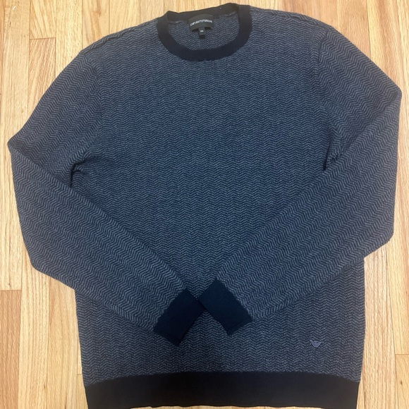 Emporio Armani Sweater Wool Pullover Crewneck Runs Small Mint Condition